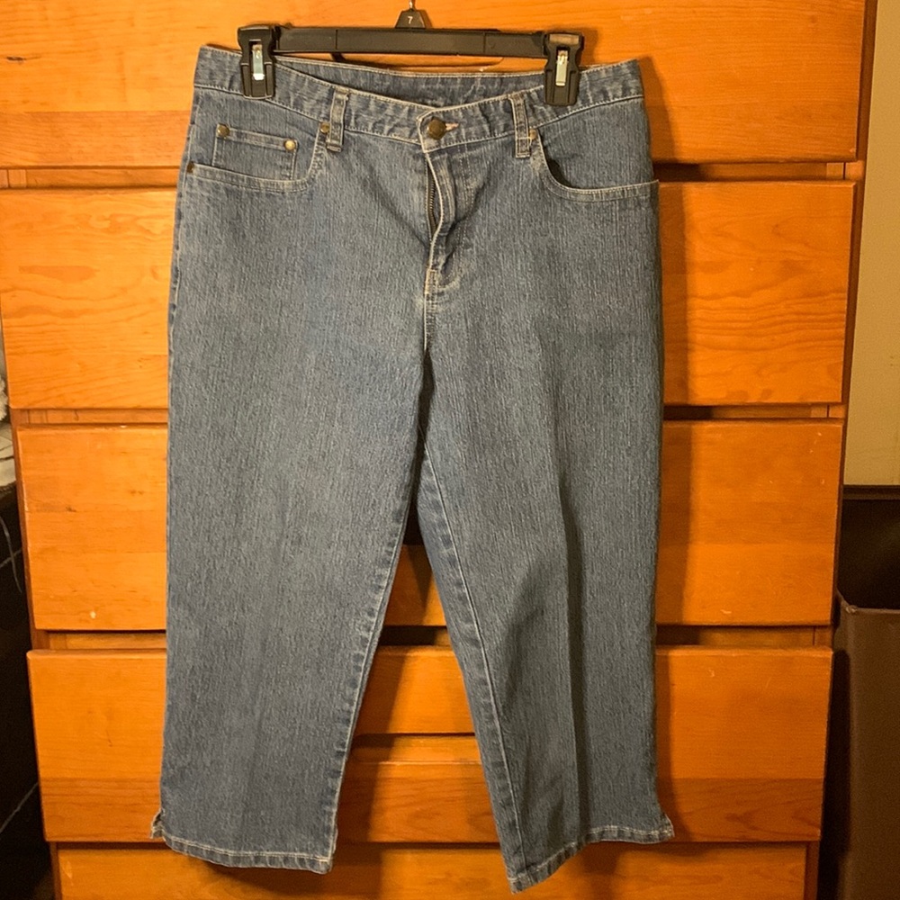 Kim Rogers 5 pocket petite capris size 8P. Cotton/poly/spandex. 👍🏻👍🏻👍🏻